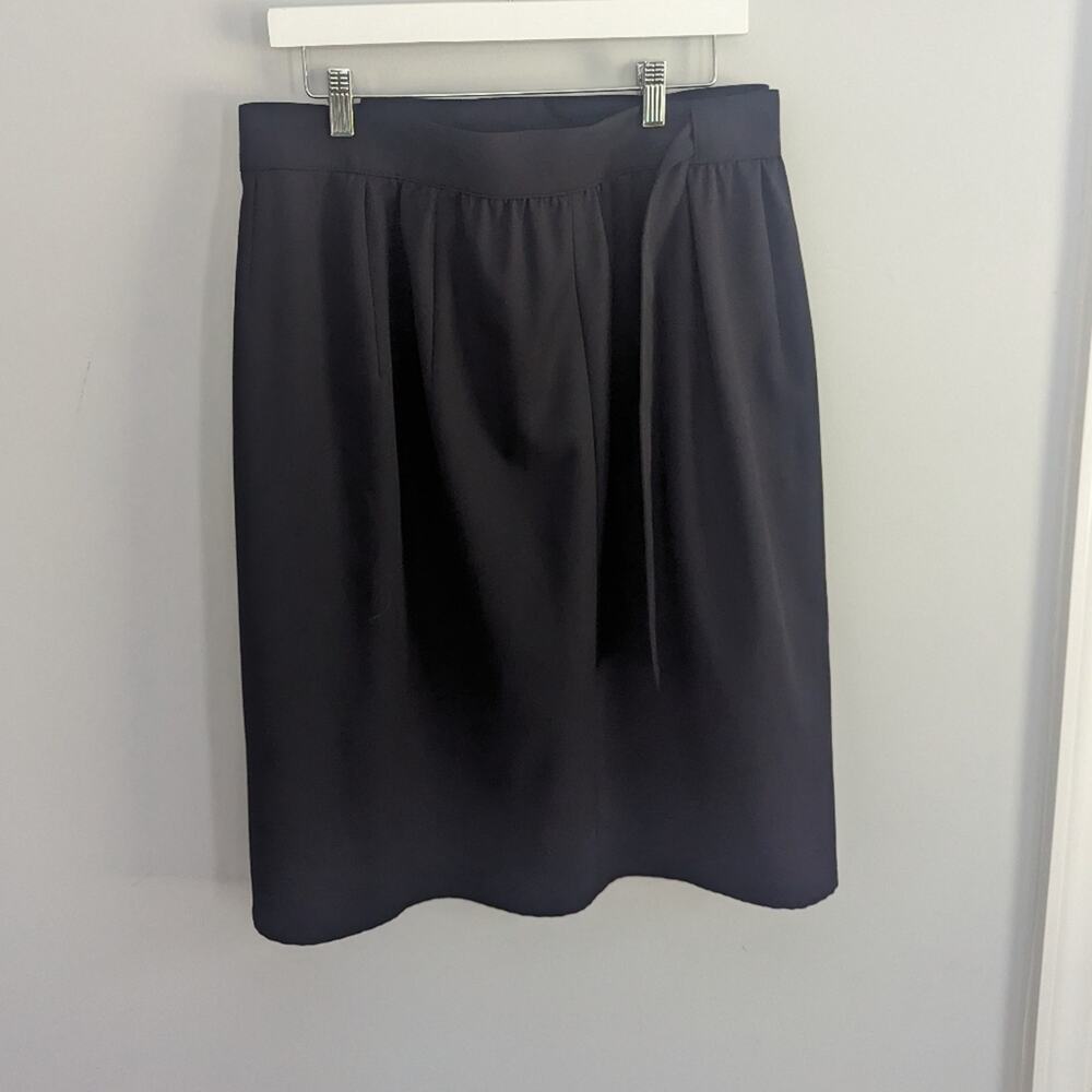 Women's Escada 34 Black True Wrap Tulip Skirt Size Small - Picture 5 of 8